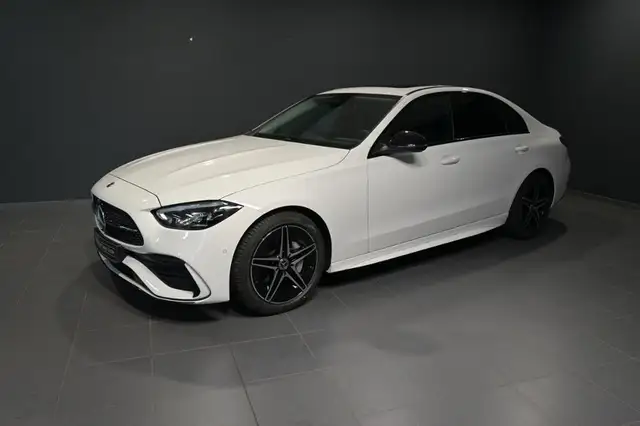 Mercedes-Benz C 180 AMG/KAMERA/NAVI/SHZ