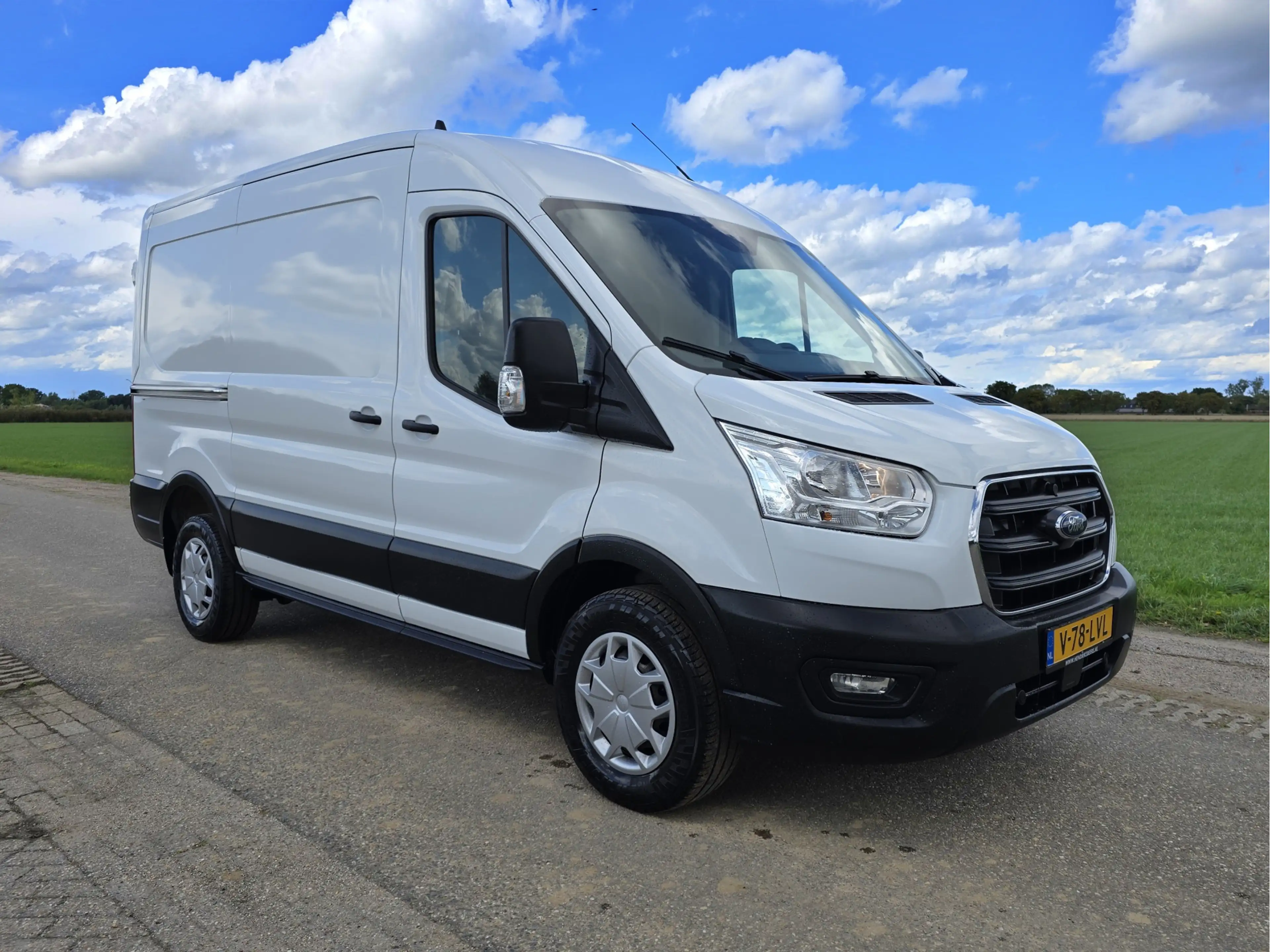 Ford Transit 350 2.0 TDCI L2 H2 - 130 Pk - Euro 6 - Airco - Cru — photo 9