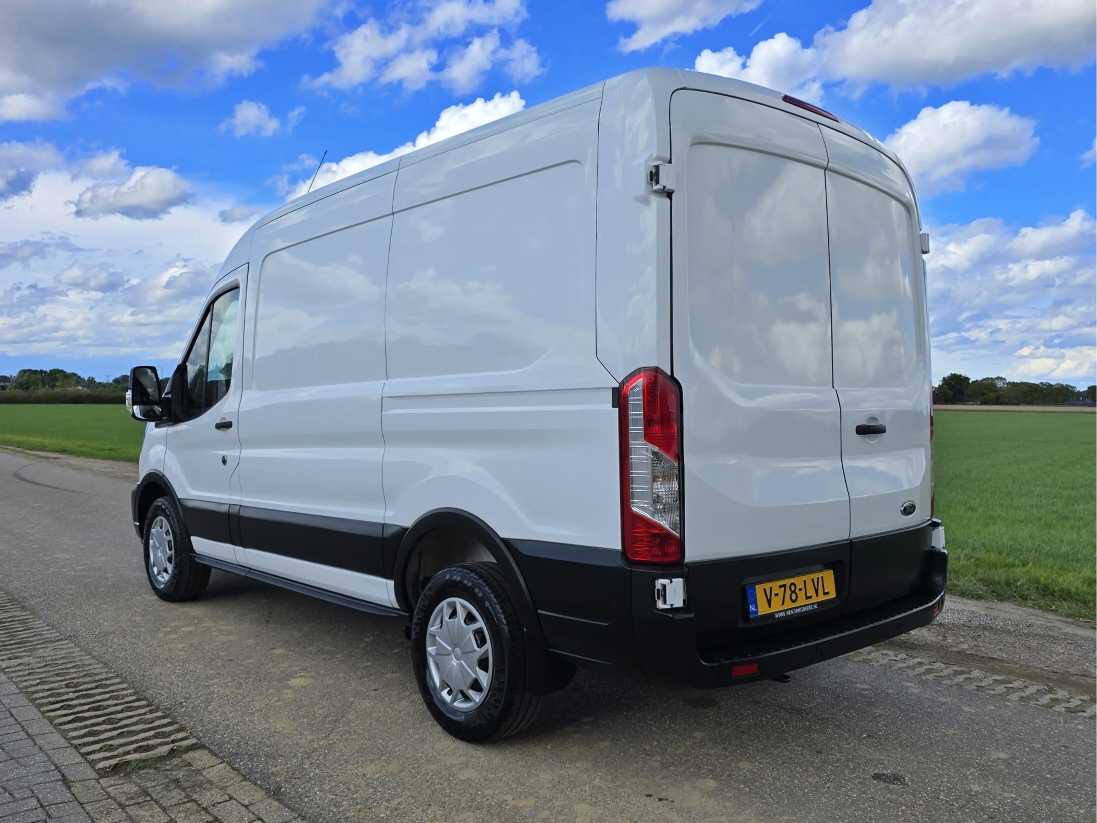 Ford Transit 350 2.0 TDCI L2 H2 - 130 Pk - Euro 6 - Airco - Cru — photo 3