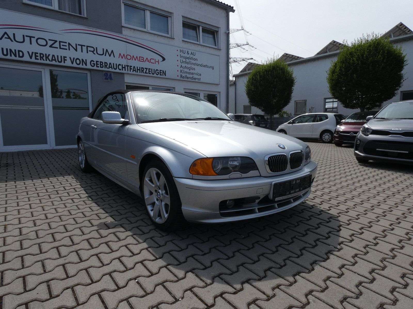 BMW 320