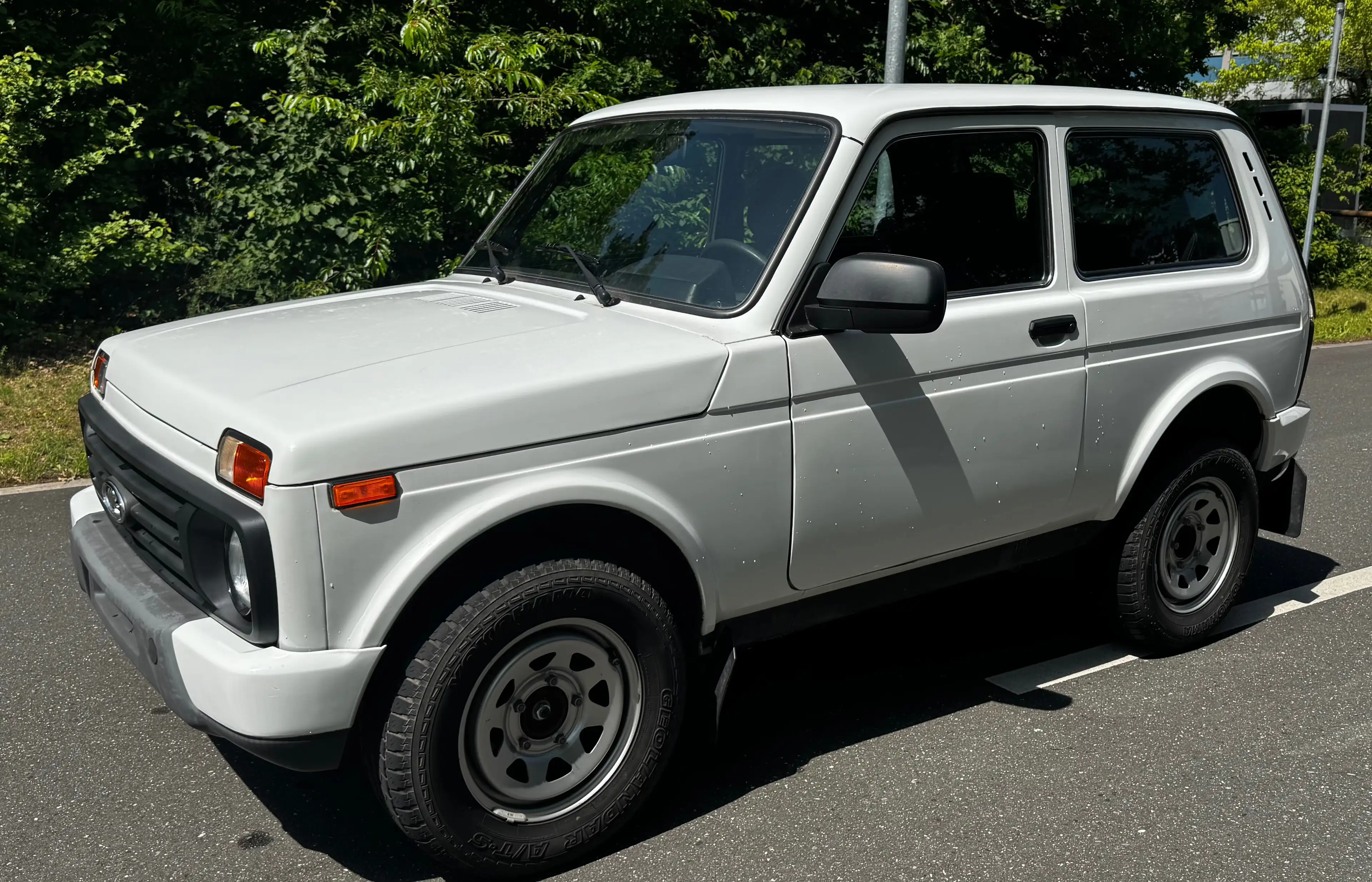 Lada Niva Taiga — photo 3