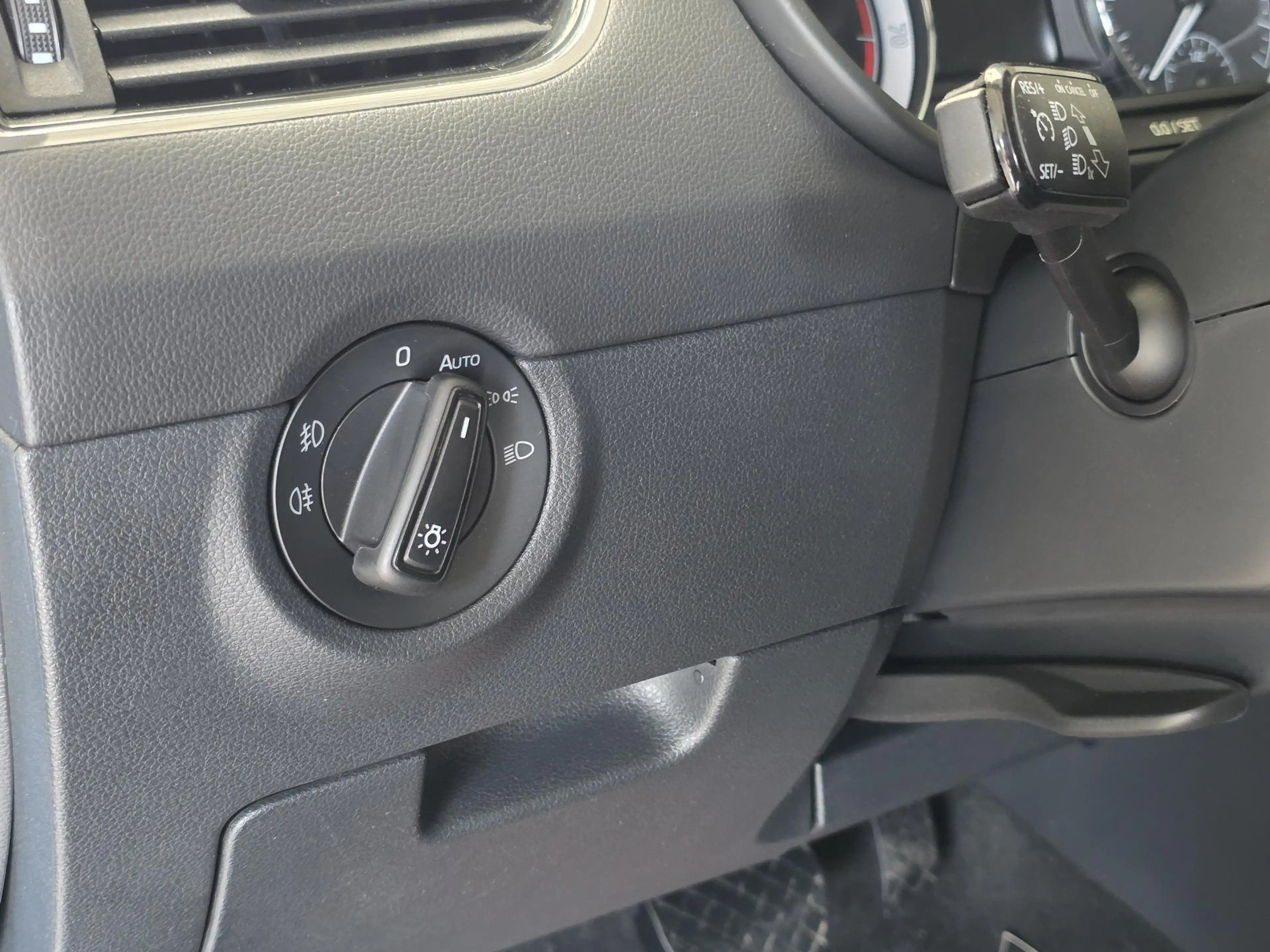 Skoda Octavia Octavia Lim. DSG Drive 150/LED/Navi/DAB/Cam/Ahk — photo 14
