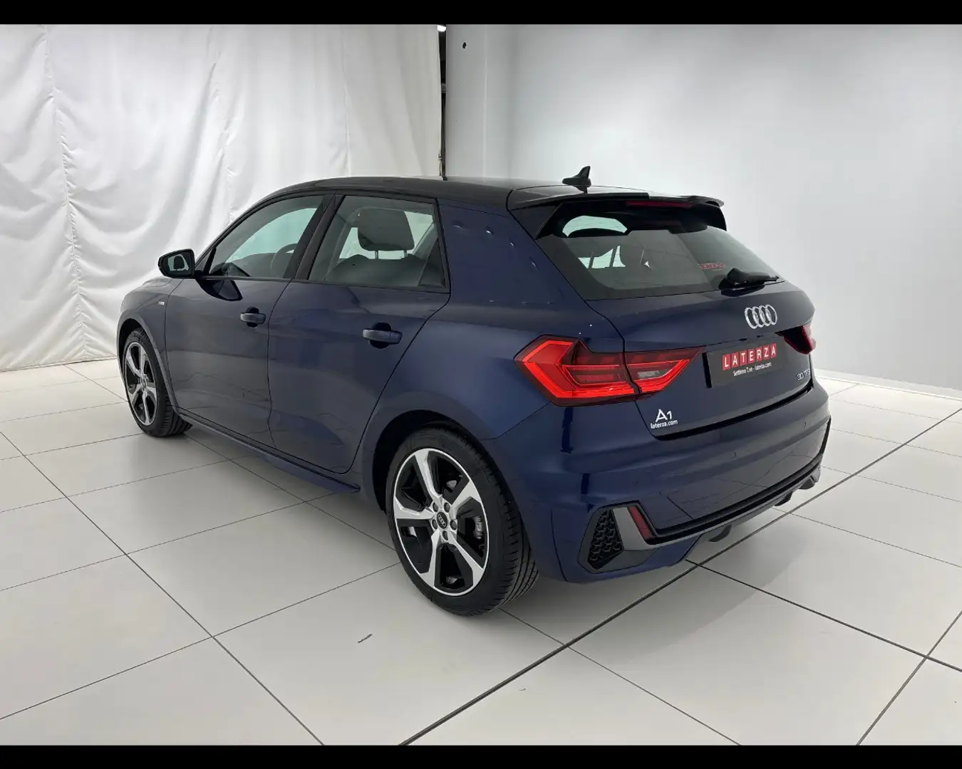 Audi A1 Sportback 30 1.0 tfsi S line edition 116cv Blu/Azzurro - 2