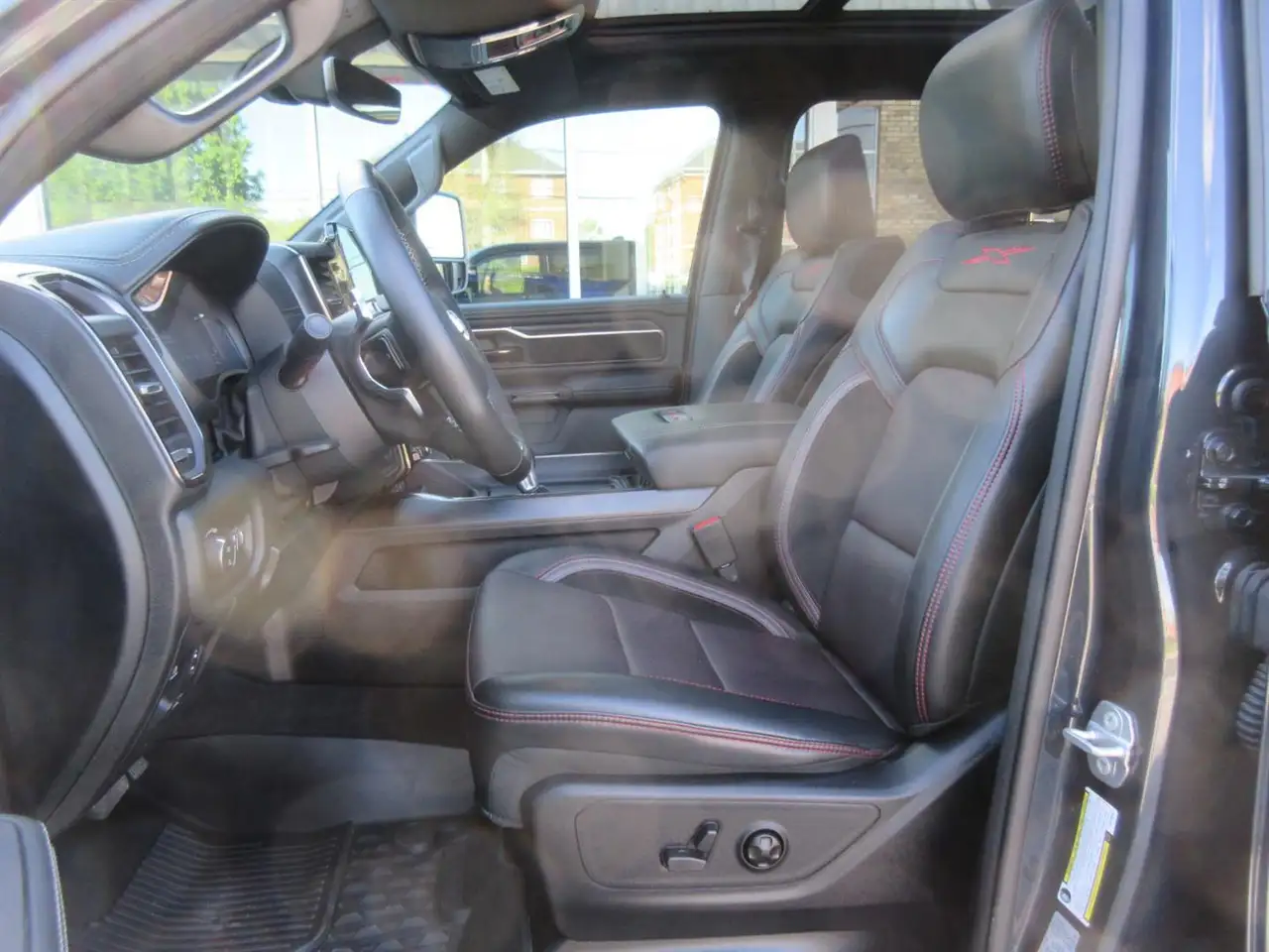 RAM 1500 fotografie RAM 1500