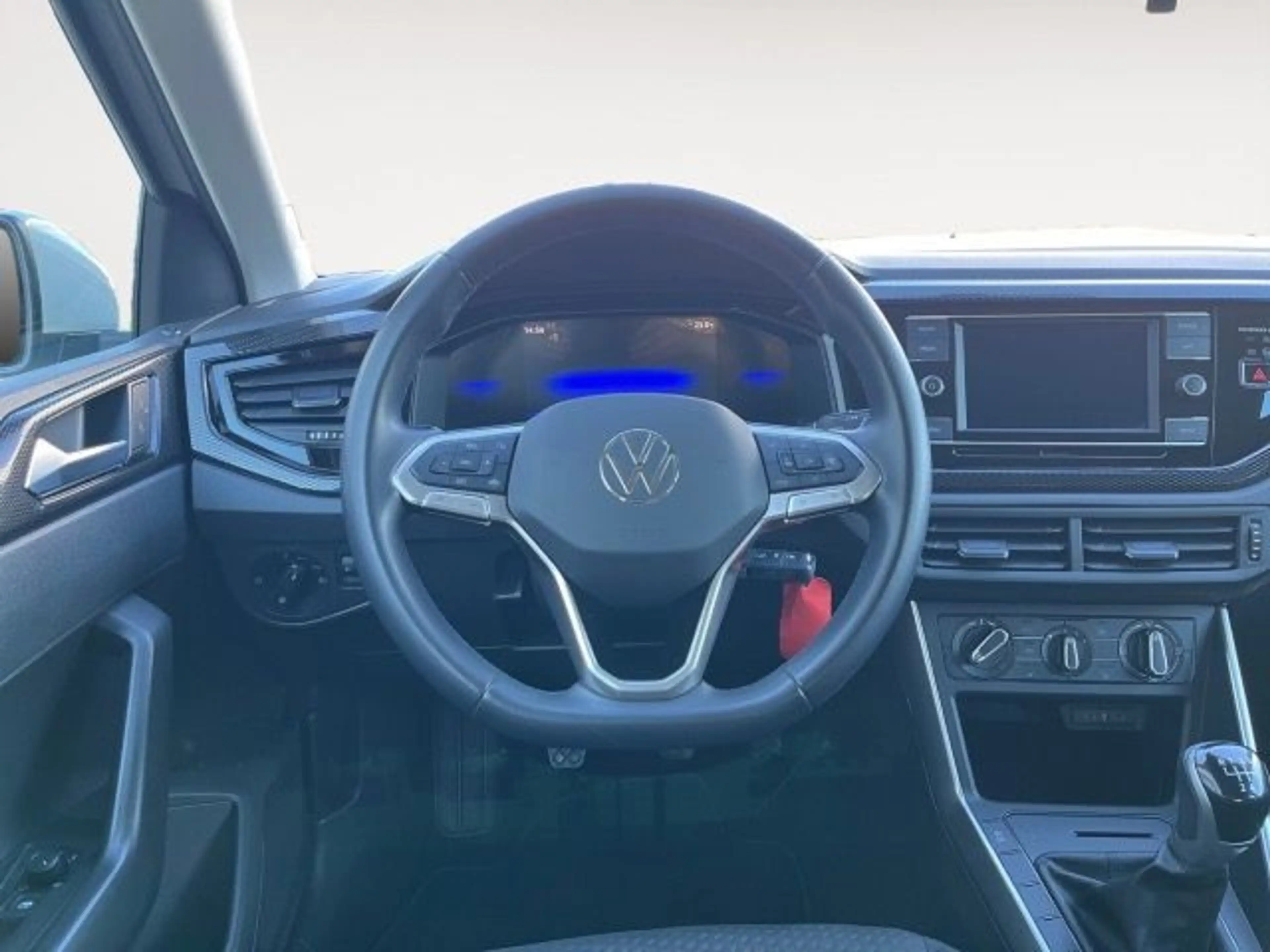 Volkswagen Polo VI 1.0 TSI Life Allwetter,SHZ., — photo 12