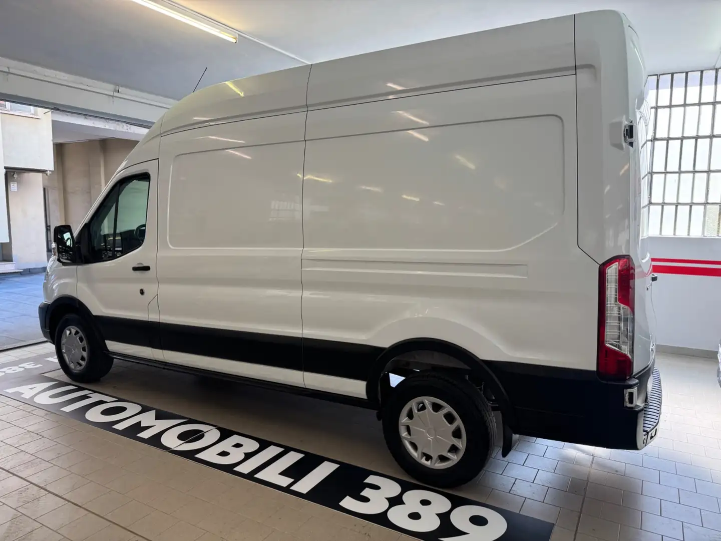 Ford Transit Transit 350 2.0TDCi EcoBlue MHEV 170CV PL-TM Furgo Weiß - 2