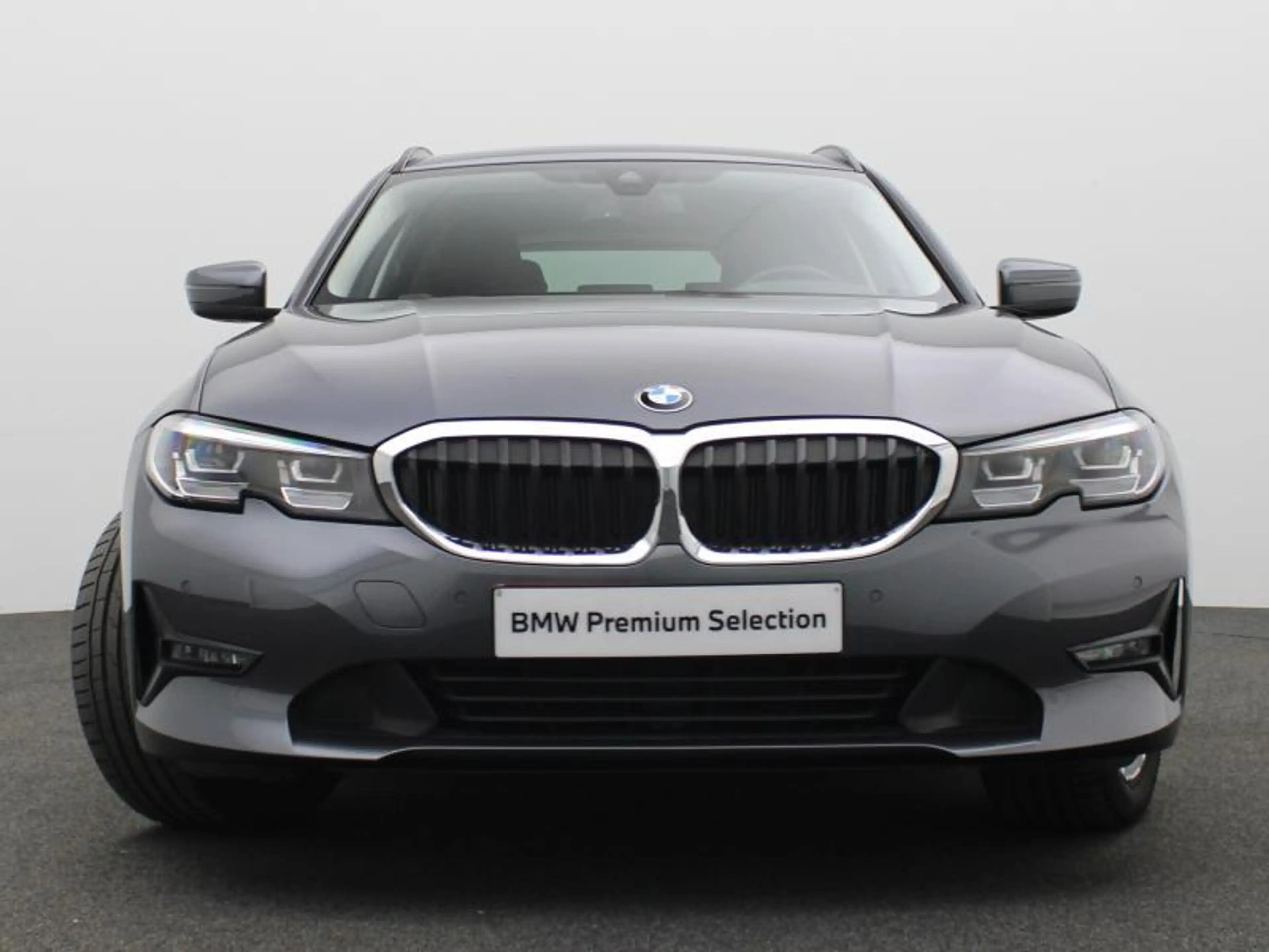 BMW 316 d-Touring — photo 2