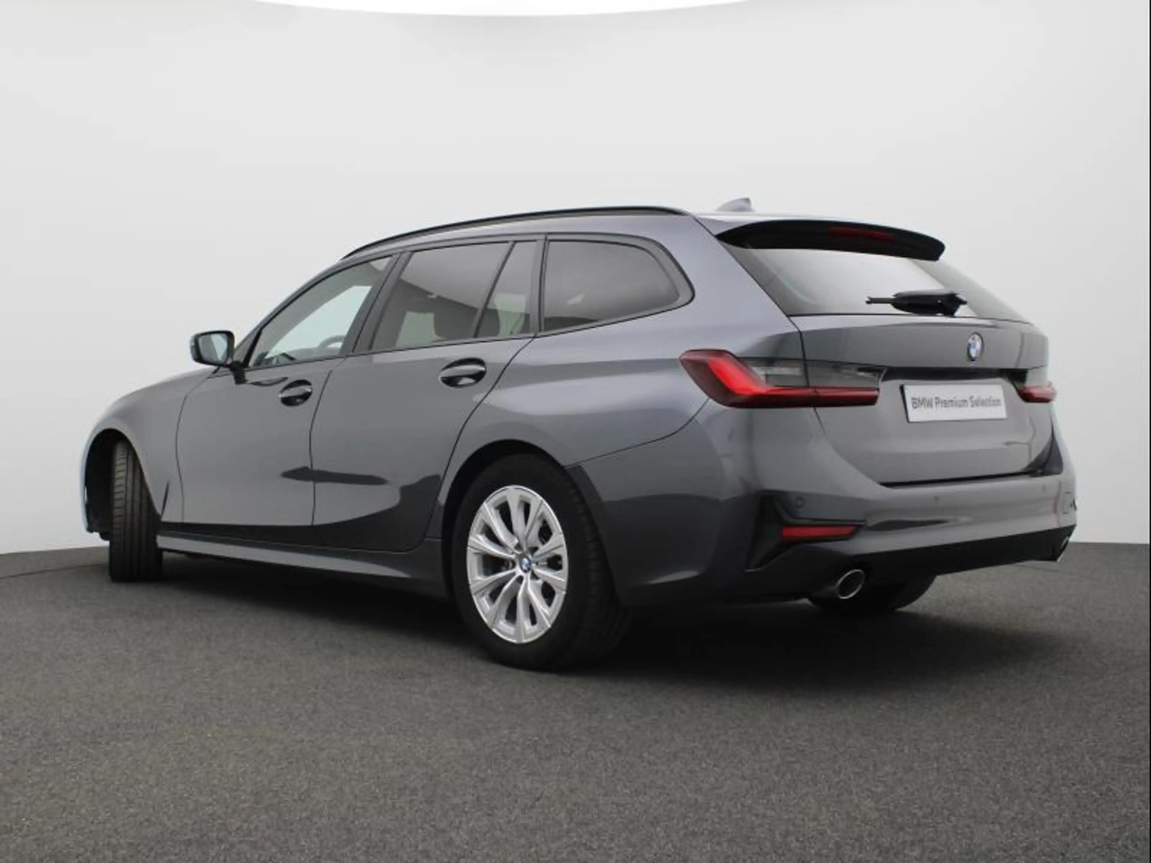 BMW 316 d-Touring — photo 5