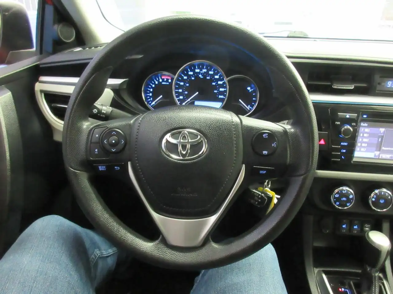 Toyota Corolla снимка Toyota Corolla