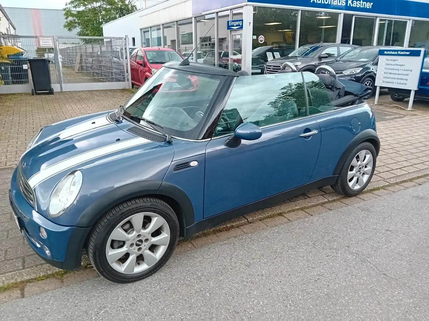 MINI Cooper Cabrio "Klima,Leder,SHZG,elektr.Verdeck" Blue - 1