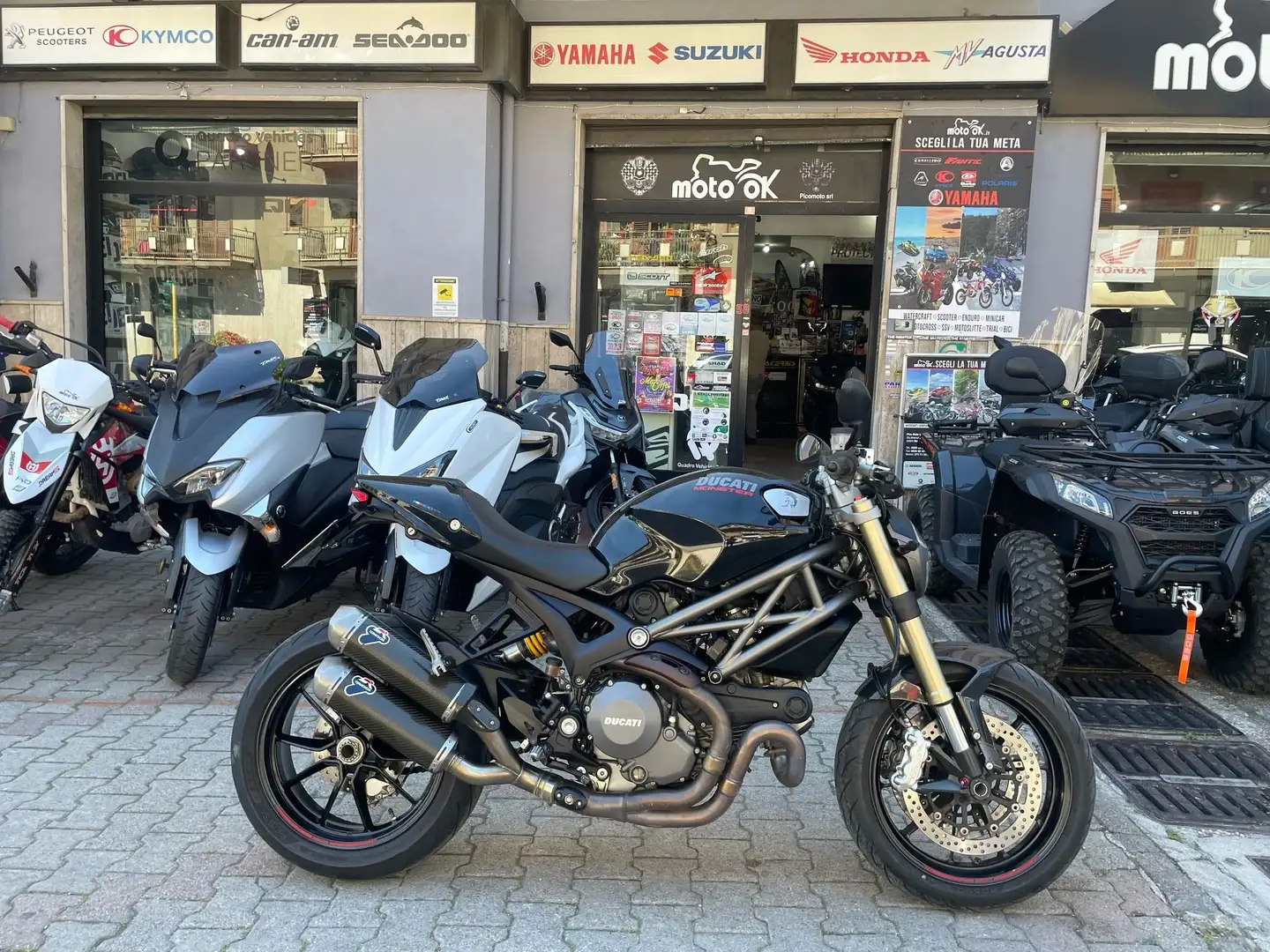 Ducati Monster 1100 Evo abs Negru - 1