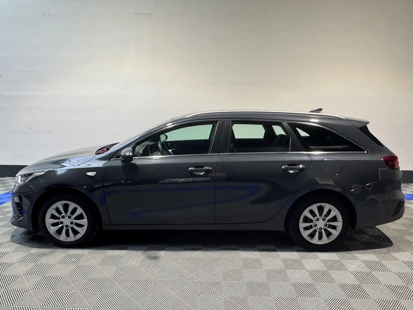 Kia Ceed SW / cee'd SW Ceed SW 1.0 T-GDi Navi Edition ISG Grijs - 2