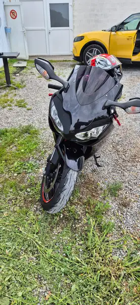 Honda CBR 1000 - foto 8