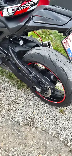 Honda CBR 1000 - foto 5