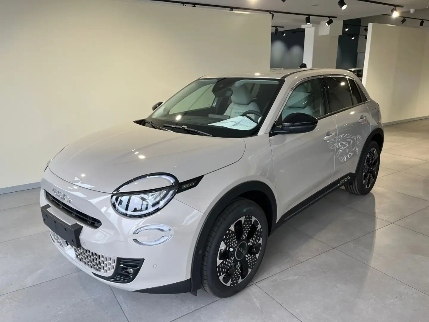 Fiat 600 1.2 MHEV DDCT 74kW Bruin - 1