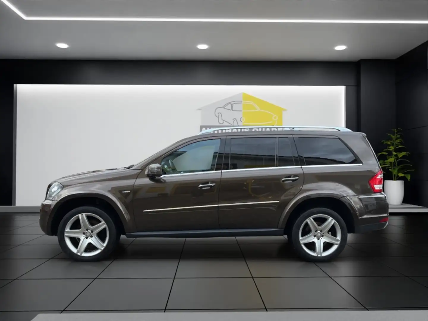Mercedes-Benz GL 350 CDI BlueEfficiency 4Matic Grand Edition Luftfederu Brun - 2