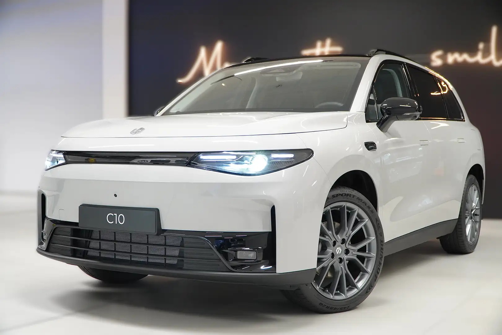 Leapmotor C10 C10 Pro 69,9 kWh Design Beige - 1