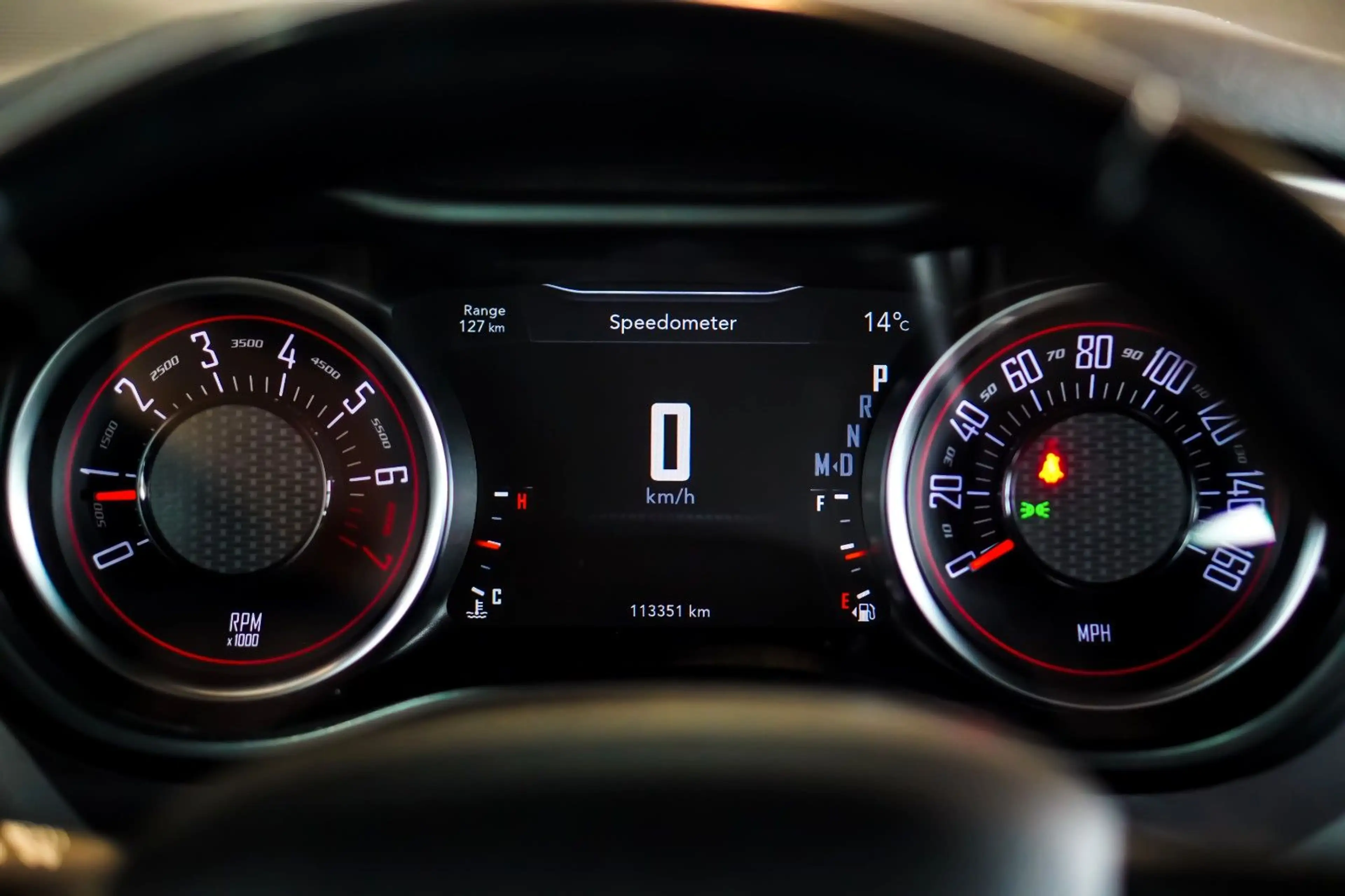 Dodge Challenger 3.6L SXT /RFK/CARPLAY/WIDEBODY — photo 15