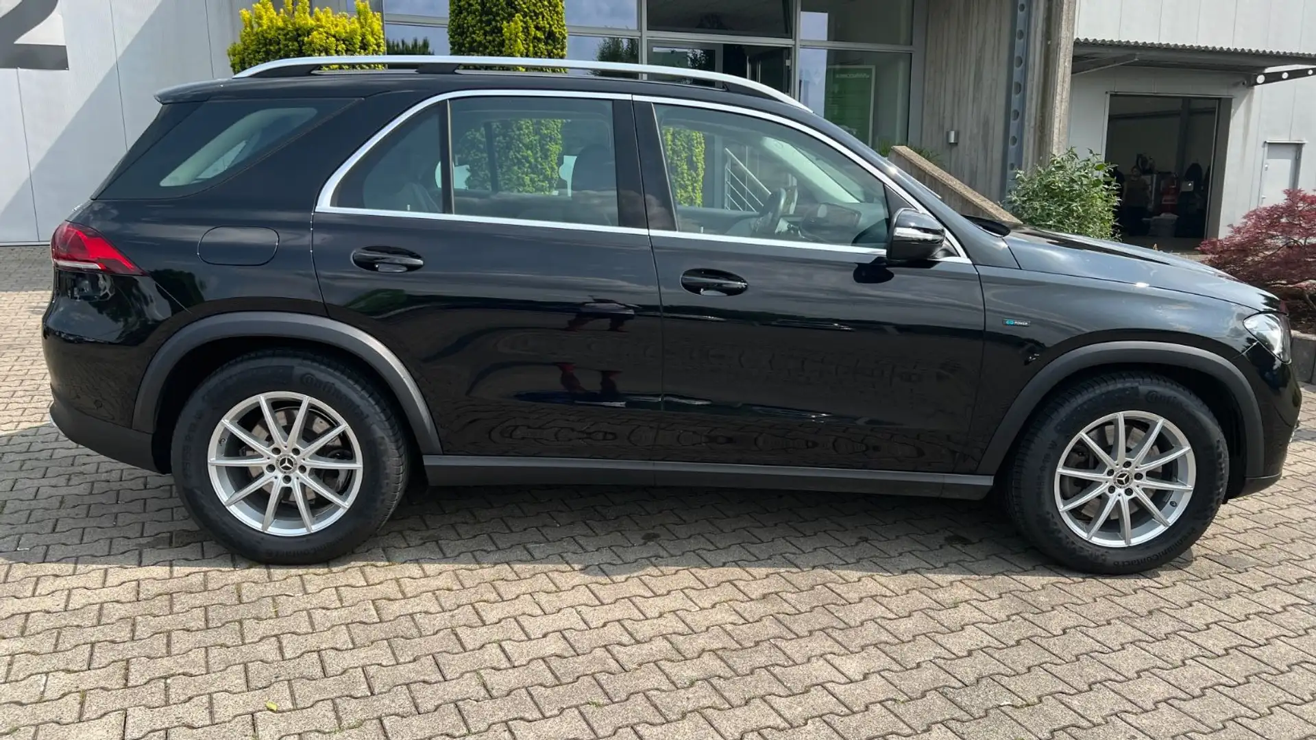 Mercedes-Benz GLE 350 de 4Matic*1.Hand* Schwarz - 2