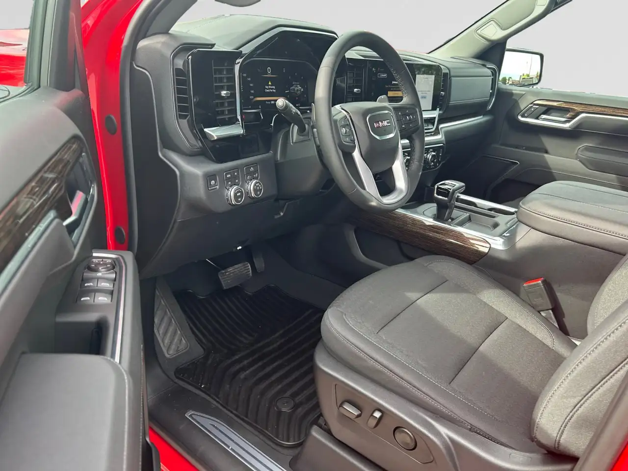 GMC Sierra 1500 photo GMC Sierra 1500