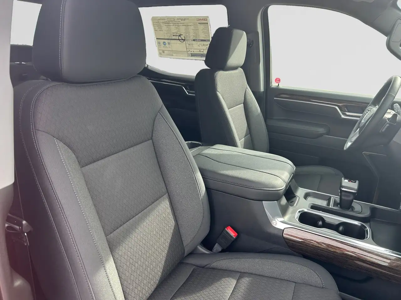 GMC Sierra 1500 photo GMC Sierra 1500