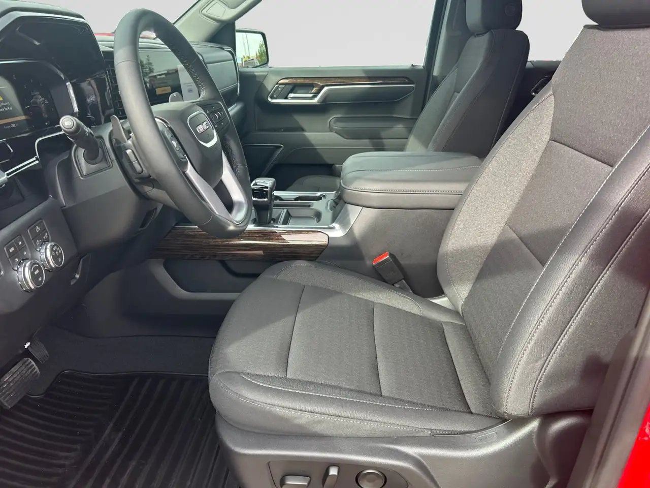GMC Sierra 1500 photo GMC Sierra 1500