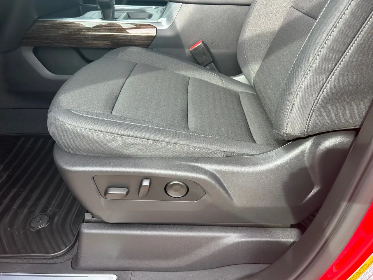 GMC Sierra 1500 photo GMC Sierra 1500