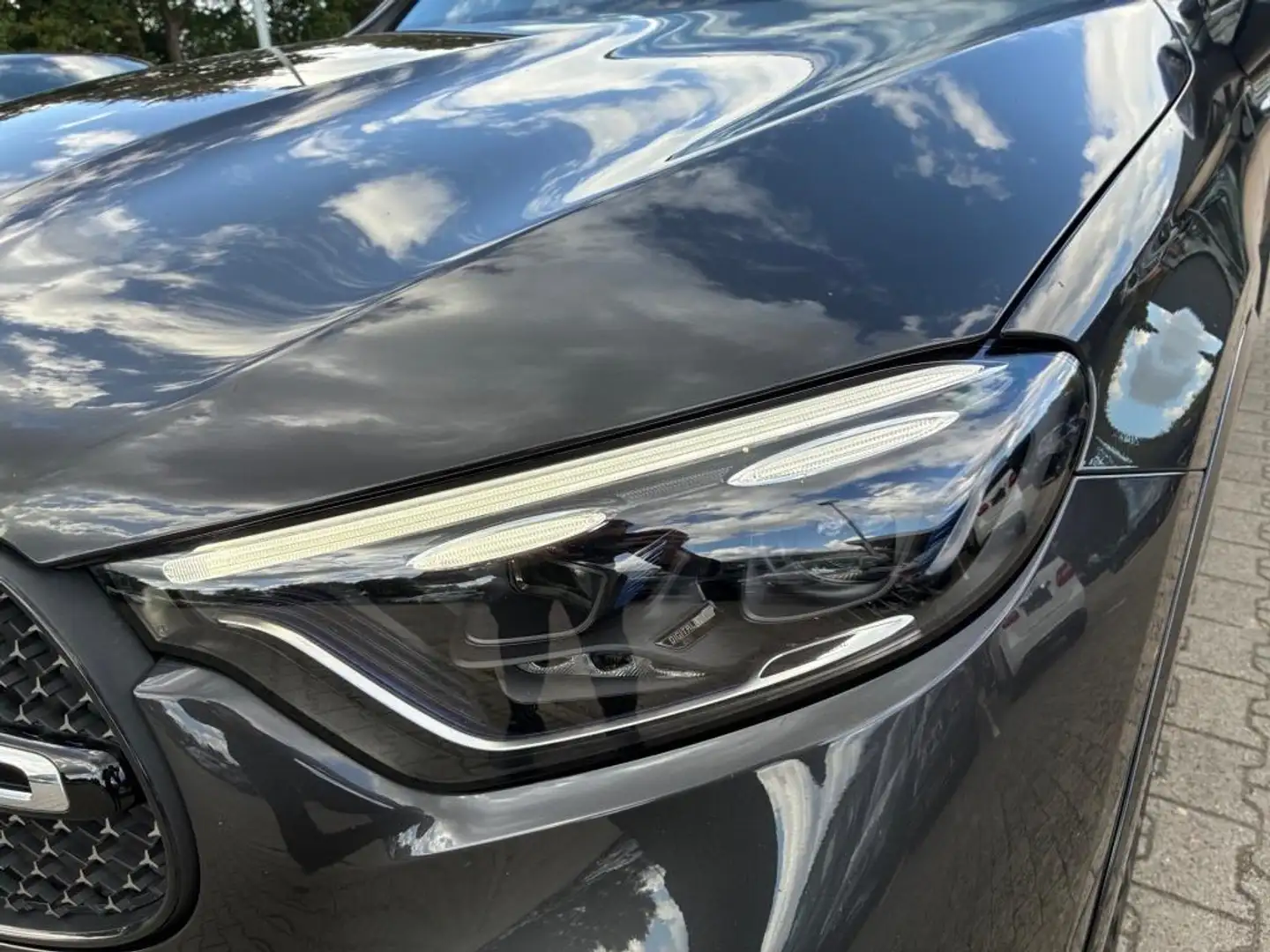 Mercedes-Benz GLC 300 4M AMG Airmatic HUD Burm. DigitalLight Grau - 2