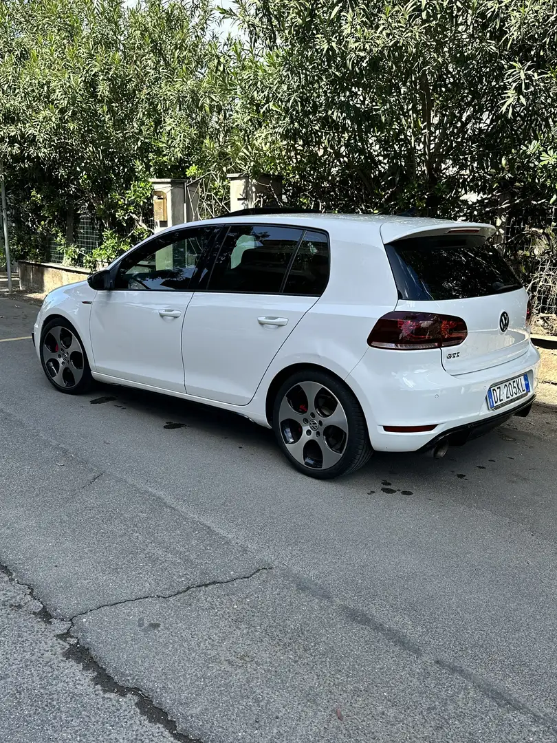 Volkswagen Golf GTI 5p 2.0 tsi - 2