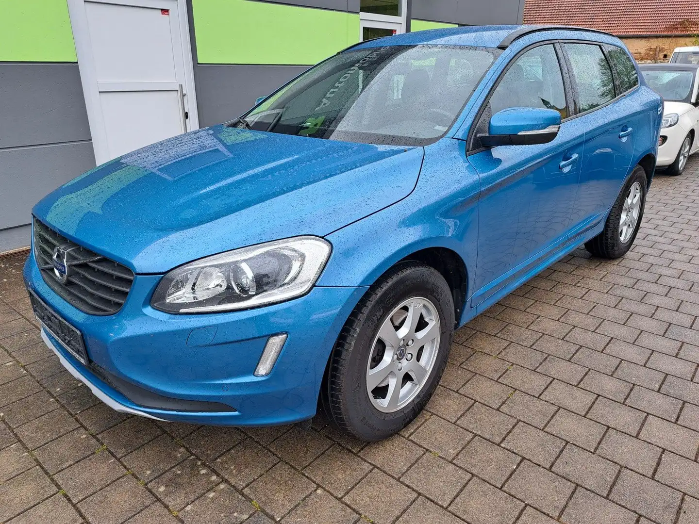 Volvo XC60 XC60 Kinetic 2WD "Navi-Xenon-Kindersitze" Bleu - 2