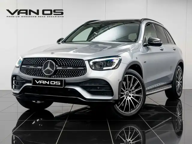 Mercedes-Benz GLC 300 GLC 300e 4M AMG Line | Luchtvering | Trekhaak | Le