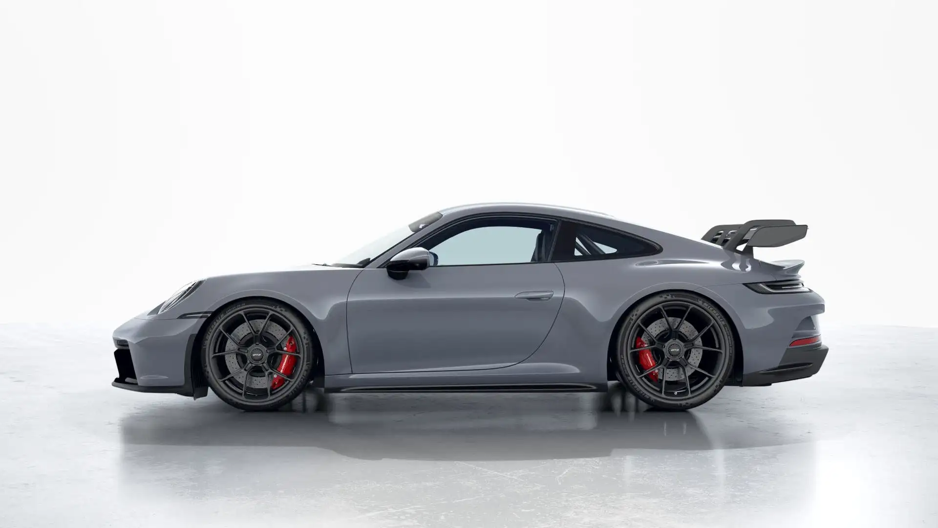 포르쉐 911 GT3 Touring 2024 건메탈 사진 2