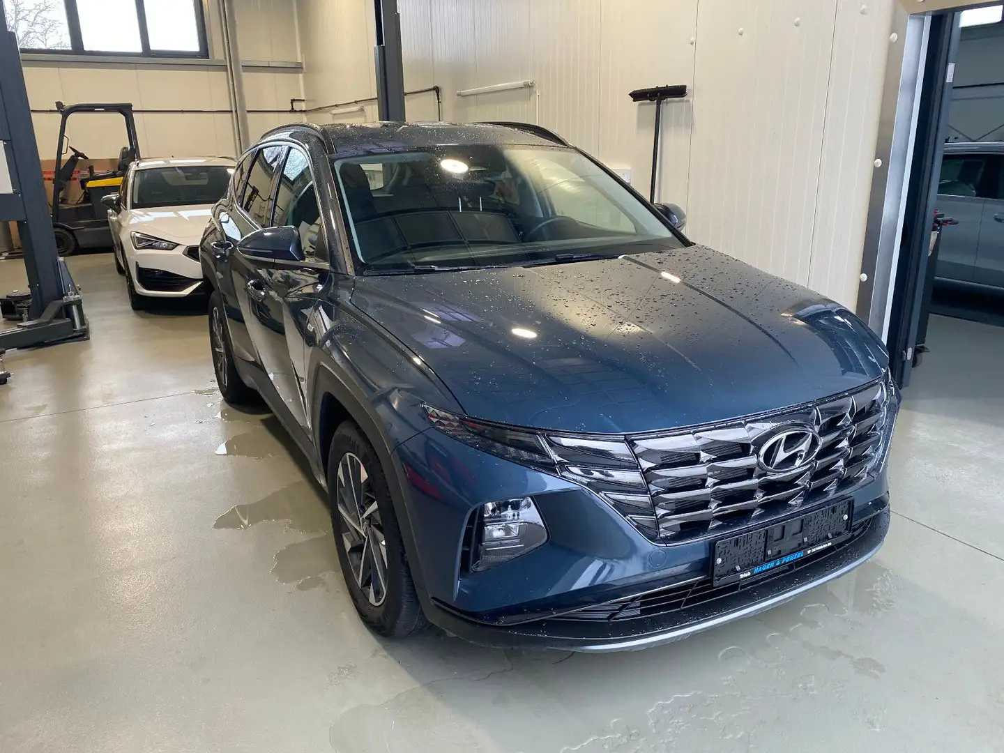 Hyundai TUCSON Trend Mild-Hybrid 4WD 48 V Grau - 1