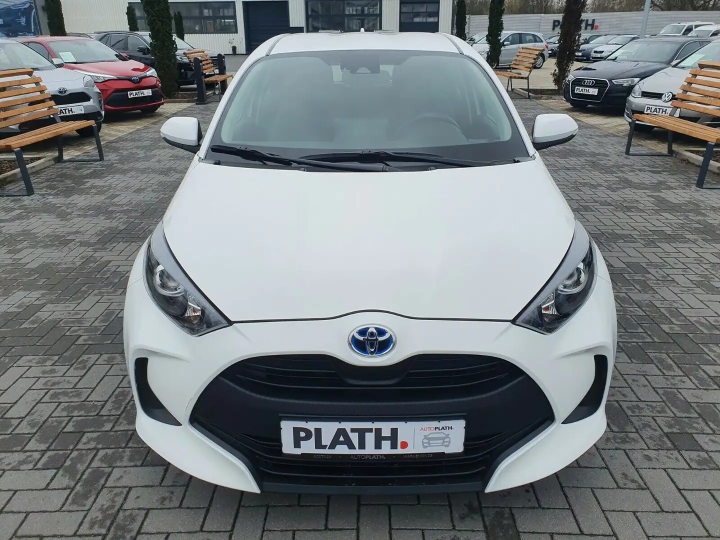 Toyota Yaris Hybrid Comfort Weiß - 2