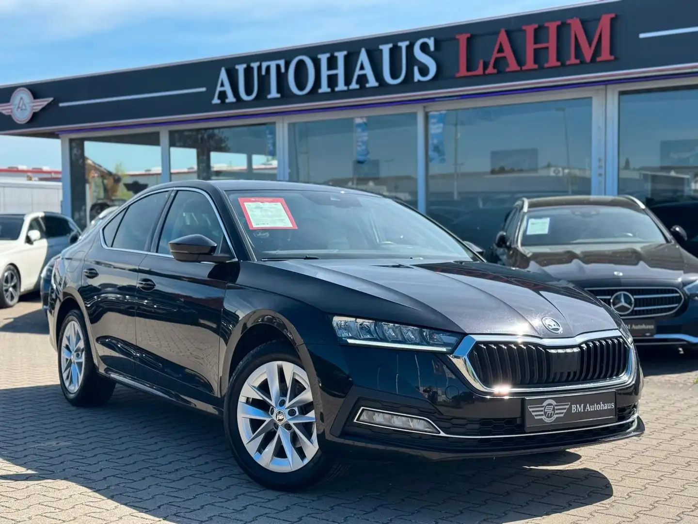 Skoda Octavia Lim. 1.5 TSI DSG"Style"1.HAND*AMBIENTE* Schwarz - 1
