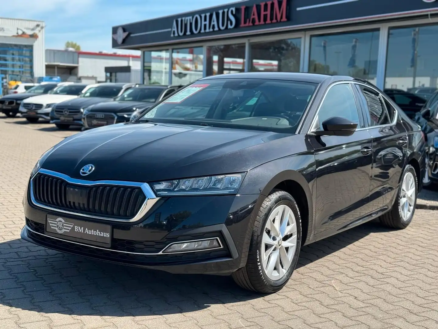 Skoda Octavia Lim. 1.5 TSI DSG"Style"1.HAND*AMBIENTE* Schwarz - 2