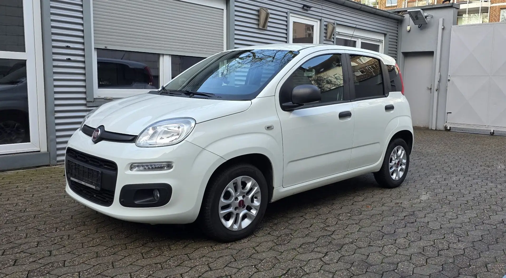Fiat Panda More 1.2 , Klima,PDC,Alu,UConnect Weiß - 1