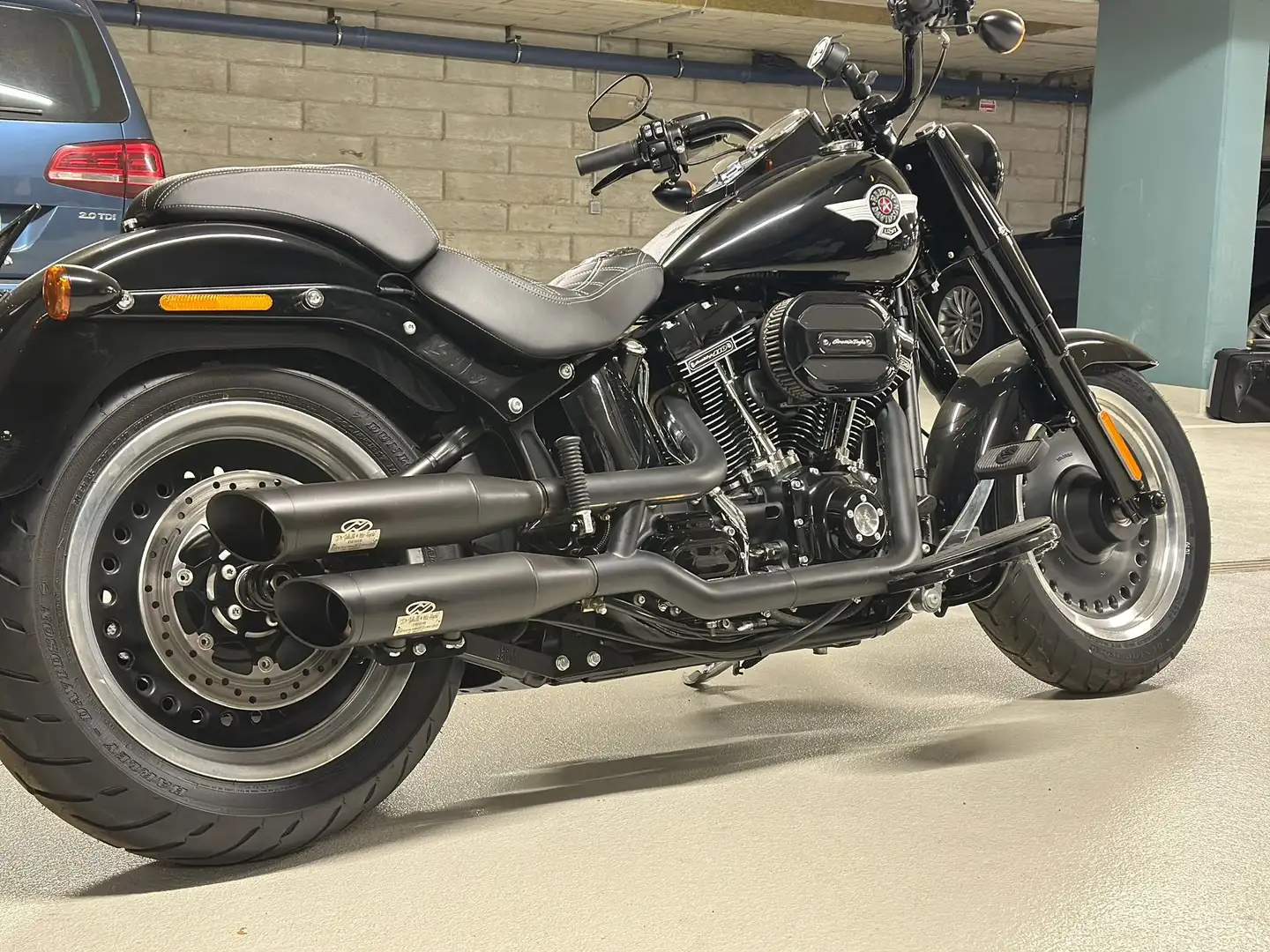 Harley-Davidson Fat Boy FLSTFBS Schwarz - 1