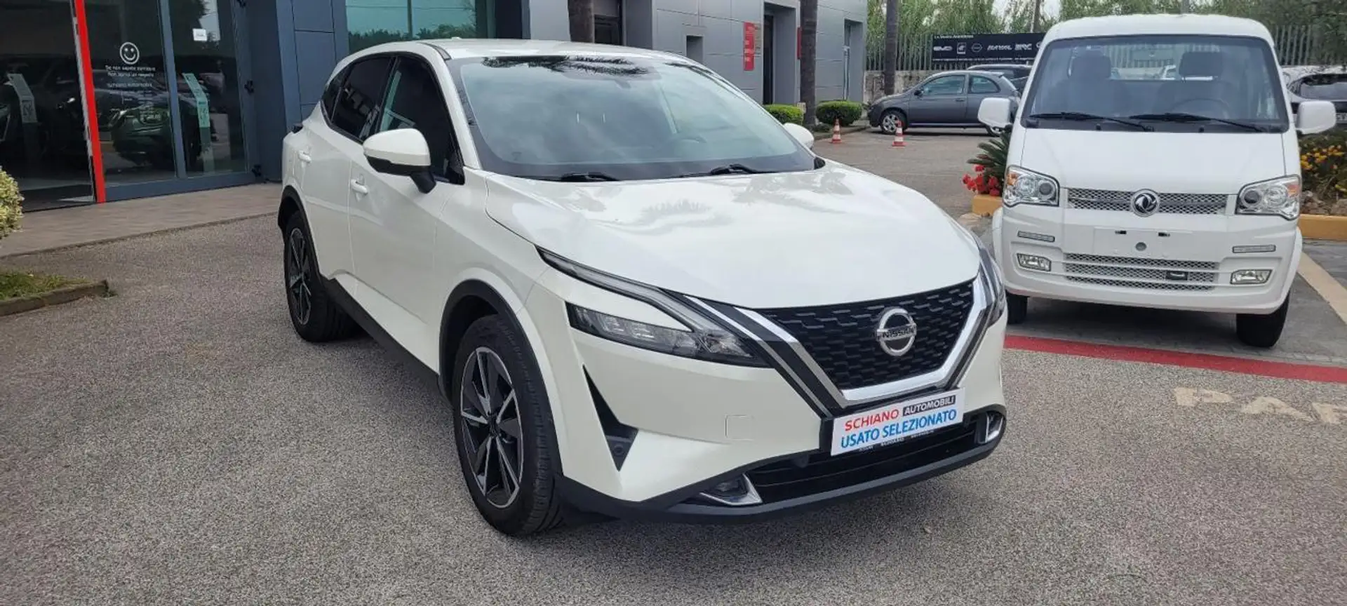 Nissan Qashqai MHEV 140 CV N-Style Bianco - 1