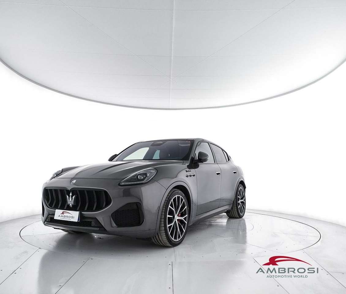 Maserati Grecale 2.0 mhev Modena 330cv auto