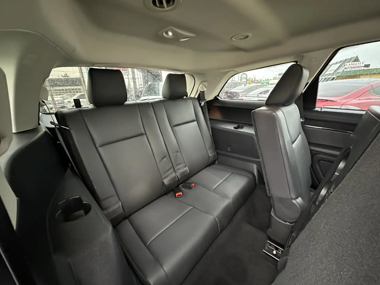 Dodge Journey снимка Dodge Journey