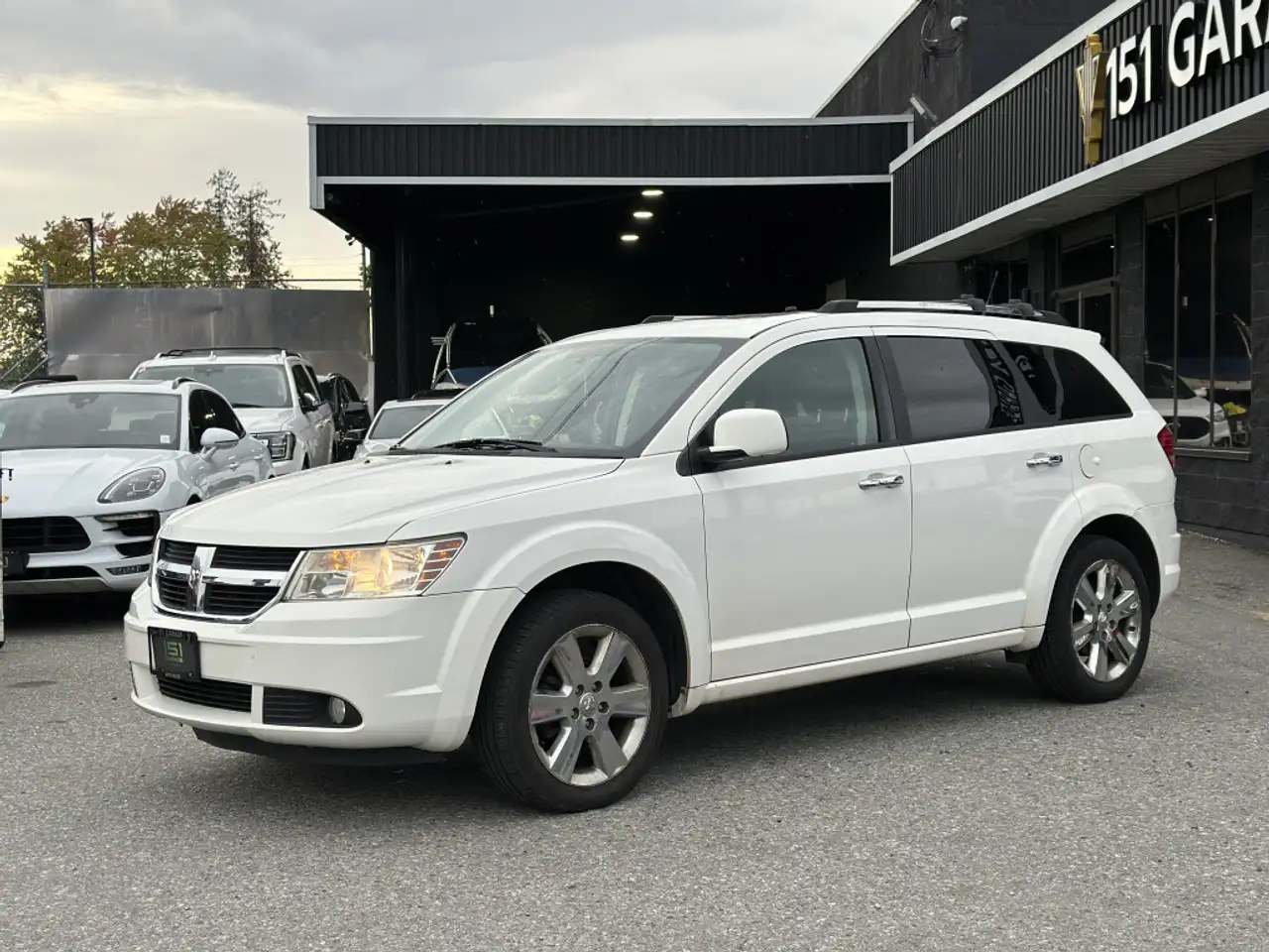 Dodge Journey снимка Dodge Journey