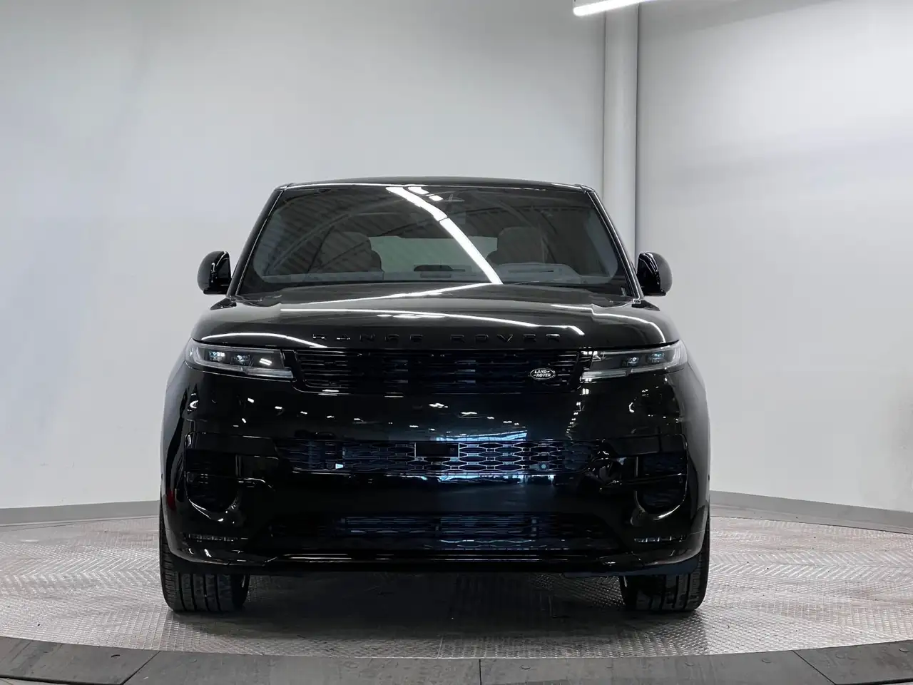 Land Rover Range Rover Sport снимка Land Rover Range Rover Sport