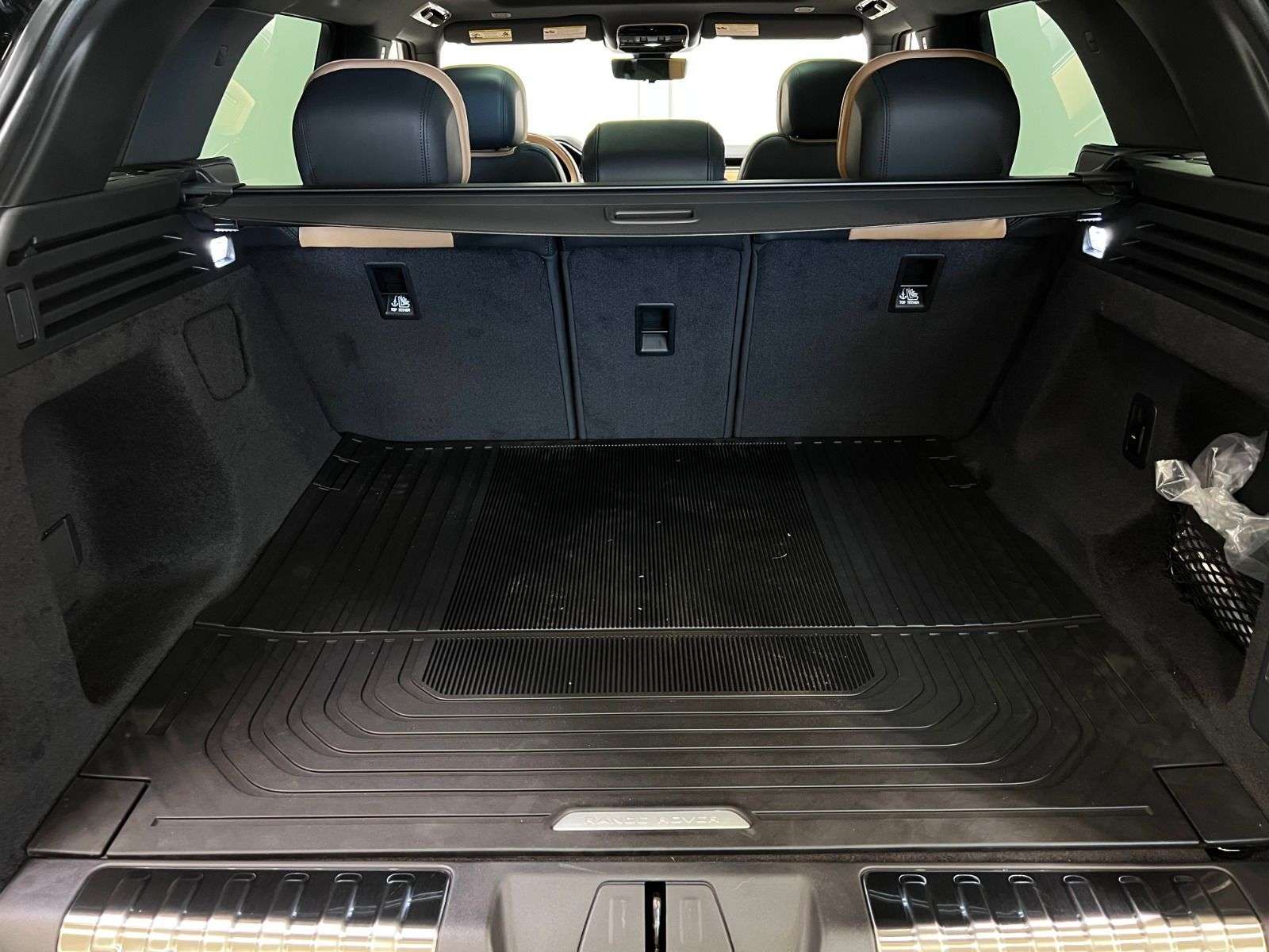 2026 Land Rover Range Rover Sport P400 DYNAMIC HSE thumb 15