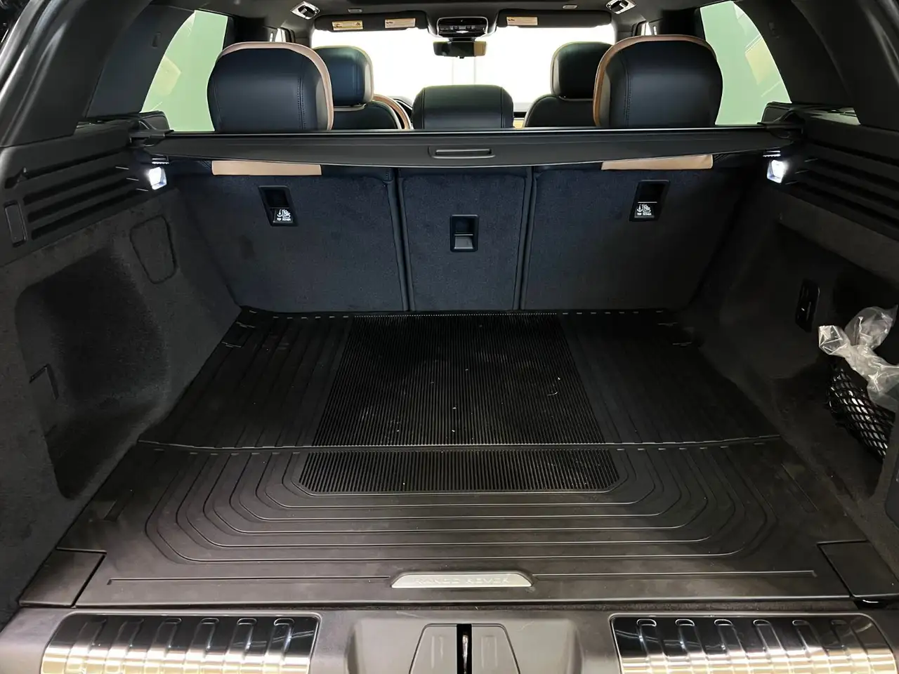 Land Rover Range Rover Sport снимка Land Rover Range Rover Sport