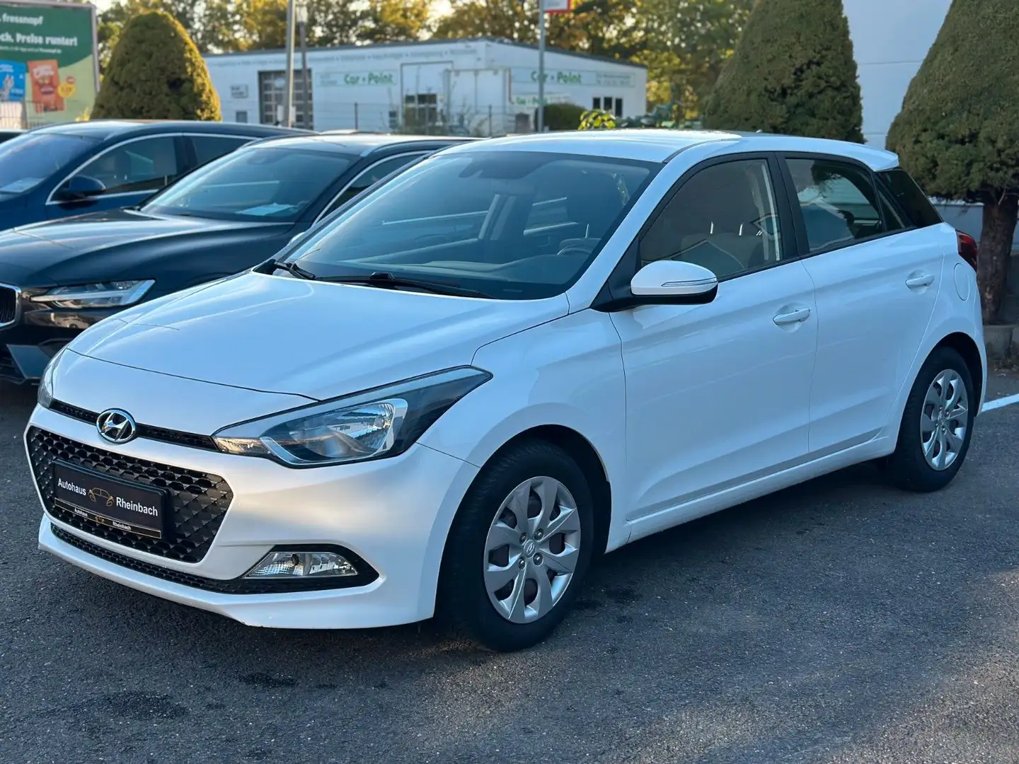Hyundai i20 blue Style nur 54500km7/HU NEU/PDC/SPURHALTE Weiß - 2