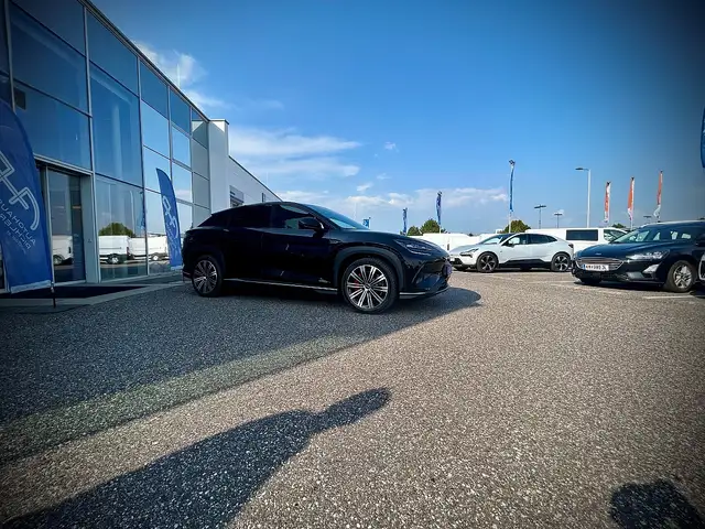 BYD Sealion 7 Excellence AWD 91.5 kWh 530PS LEASING AKTION in... Ansicht 6