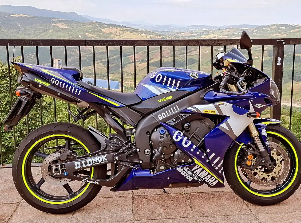 Yamaha YZF-R1