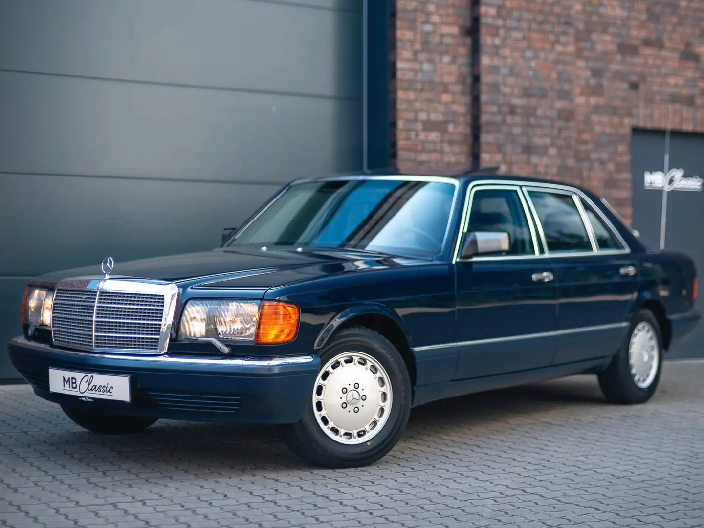 Mercedes-Benz 560 SEL W126, Autom., H-Zul., Sammlerzustand, Historie Bleu - 1