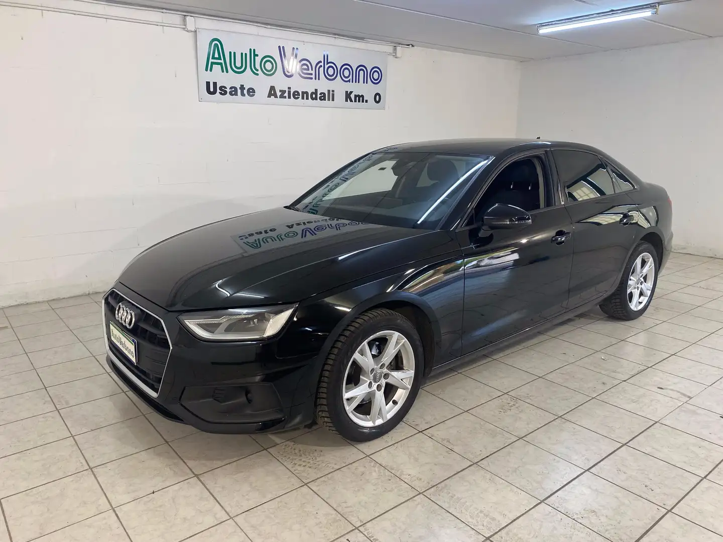 Audi A4 A4 30 2.0 tdi mhev Business 136cv s-tronic Negro - 2